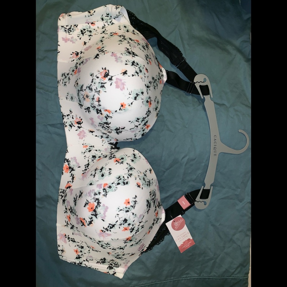NWT!!   Lane Bryant wire free support cut bras
